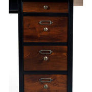 Prémium kategóriás, hársfából készült kapitányi íróasztal 8 fiókkal.