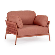 Kortárs stílusú, korallszínű kültéri, kerti fotel.