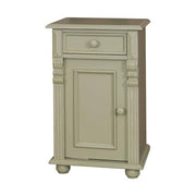 MAISON fenyőfa éjjeliszekrény 72 cm