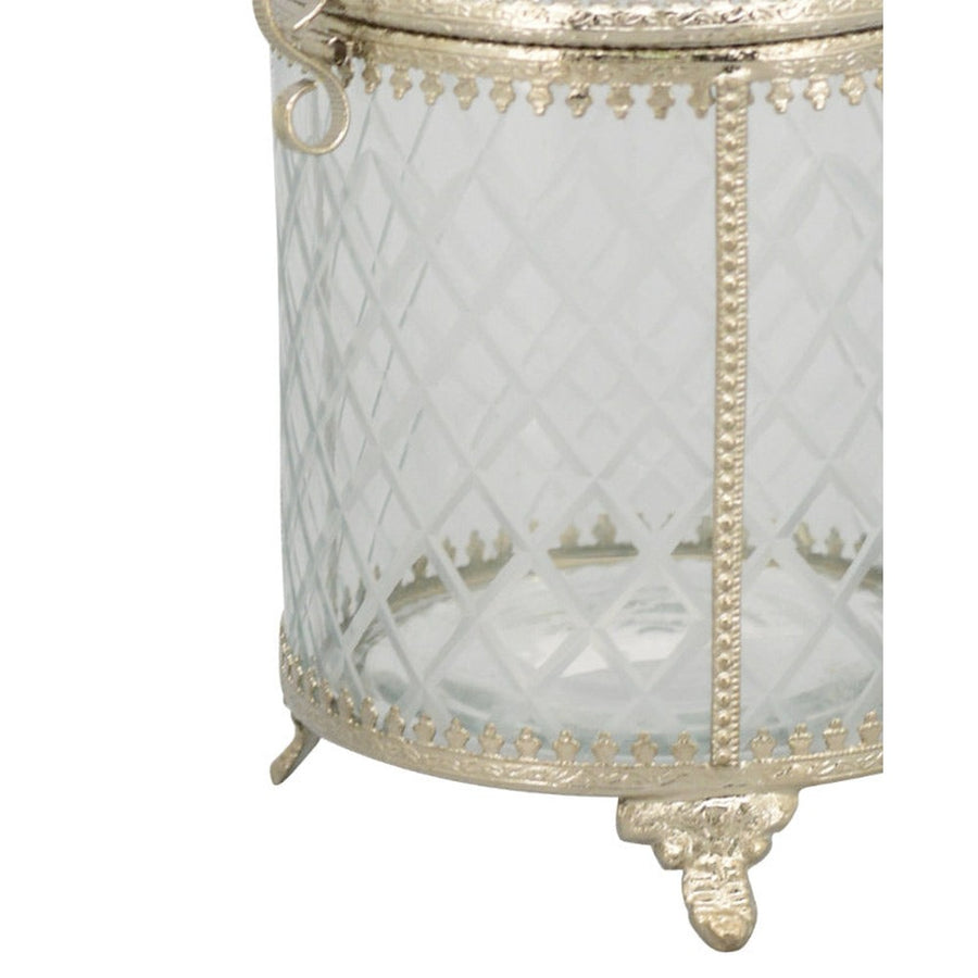 Fémcsipkével díszített üveg bonbonier.