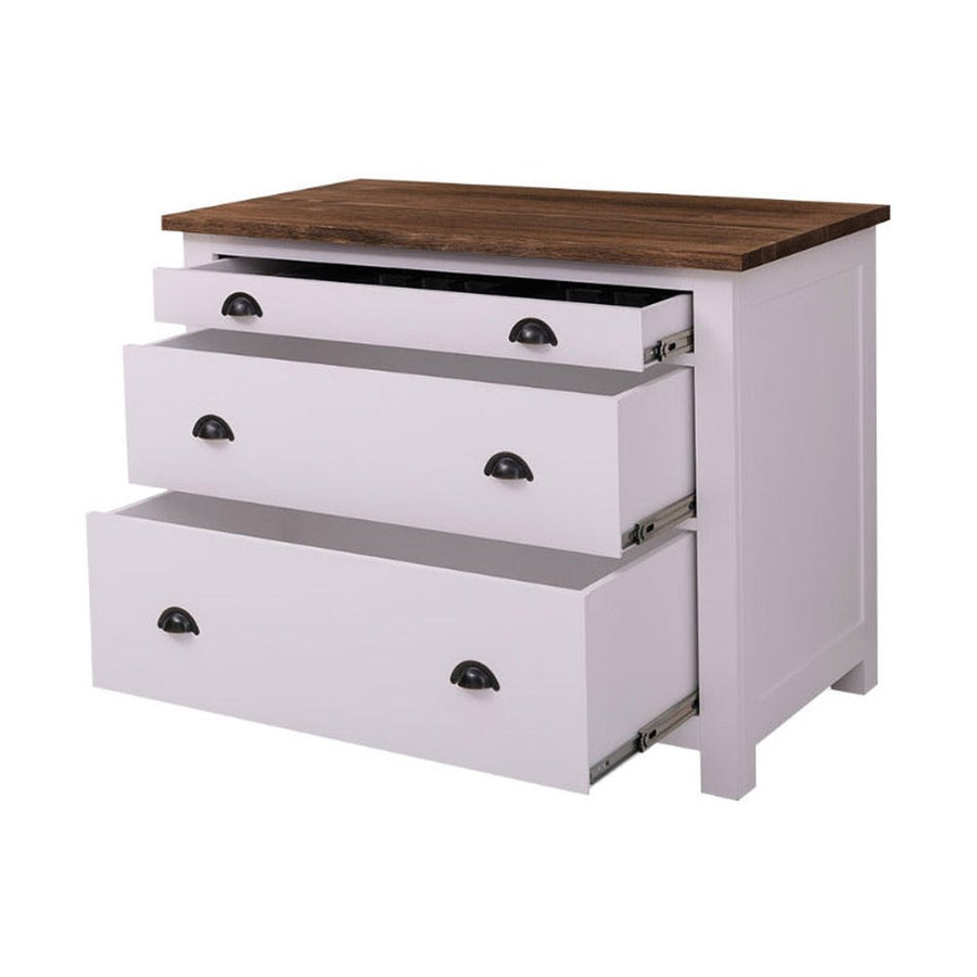 Fehér színű, tömör fenyőfából készült polcos konyhaszekrény, sötétbarna fedlappal.