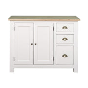 Fehér színű, tömör fenyőfából készült konyhaszekrény natúr tölgyfa fedlappal.