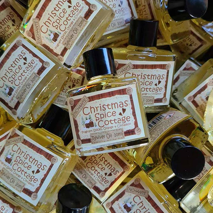 Christmas Spice Cottage illóolajok csoportképe – ünnepi fűszerkeverék illatú írországi illóolaj több kiszerelésben