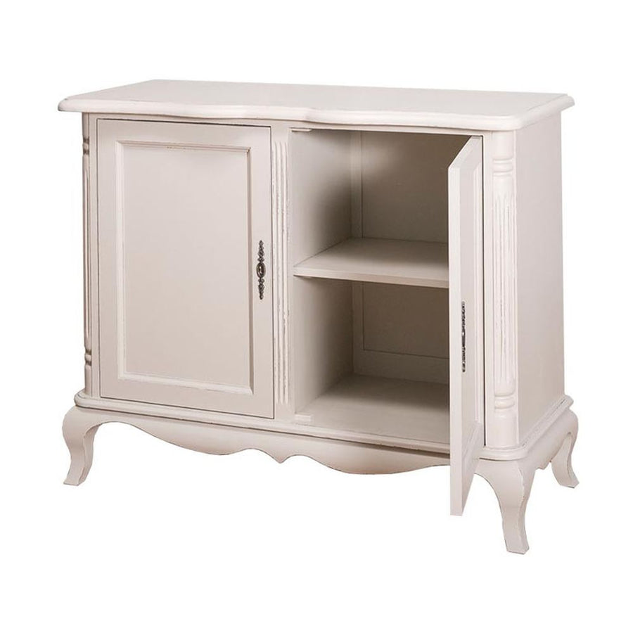 Shabby chic stílusú, fehér színű fenyőfa kisszekrény kétszárnyas ajtóval