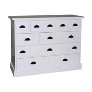 Klasszikus formatervezésű komód 13 eltérő nagyságú fiókkal. Színe fehér.