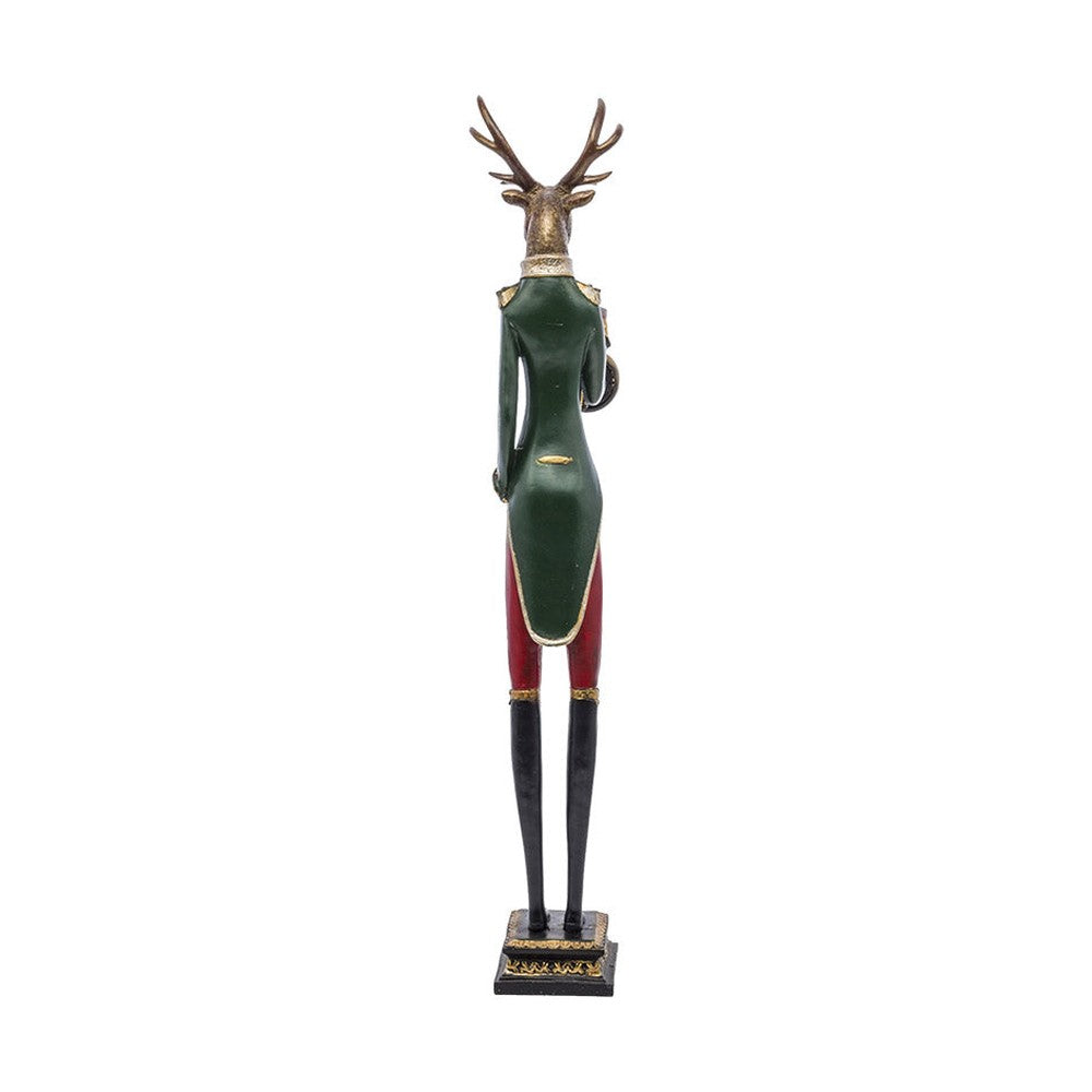 Lord Edward, nagyméretű szarvas figura tábornoki ruhában, órával a kezében