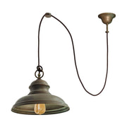 Vintage stílusú, antikolt sárgaréz színű, harang alakú függeszték egyedi kézi kábelhossz-beállító rendszerrel.