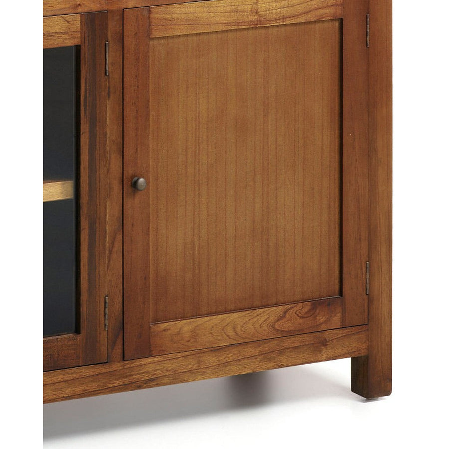 Nagy méretű, loft stílusú, mindifából készült modern formavilágú tálalószekrény ajtós tároló részlete.