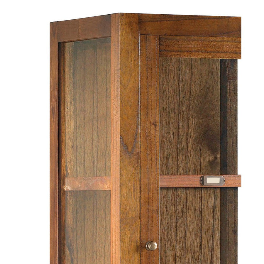 Loft stílusú, mindifából készült vitrines tárolószekrény polc részlete.