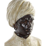 Részletgazdagon kivitelezett autentikus mór figura