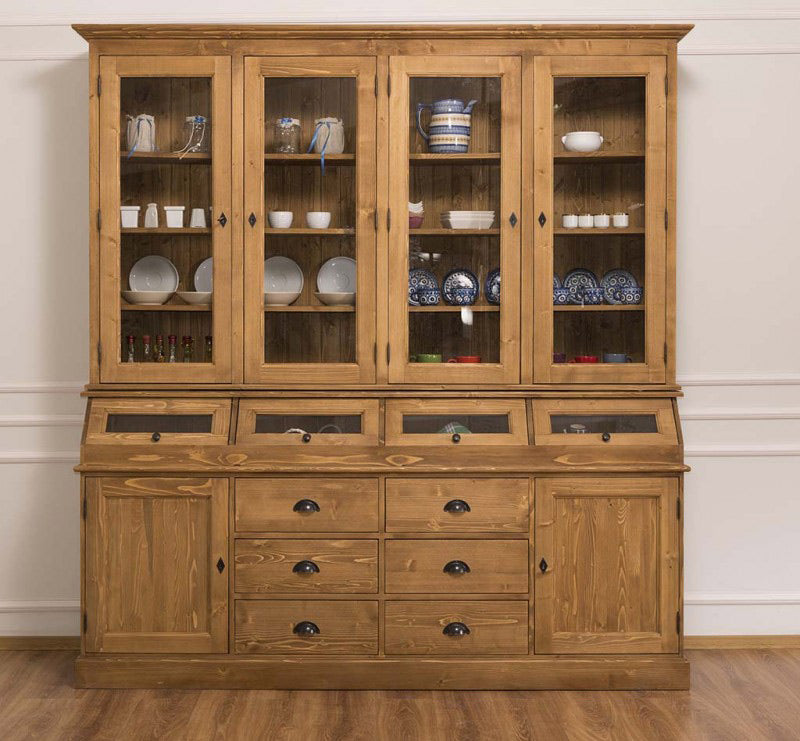 Country stílusú nagyméretű, kétosztatú fenyőfa tálalószekrény. Színe: waxolt natúr.