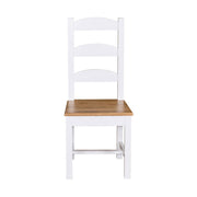 Fehér színű, festett fenyőfa étkezőszék, natúr tölgyfa ülőlappal.