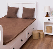 90 x 200 centiméteres, fenyőfából készült franciaágy ágykeret. Festett, fehér színű.