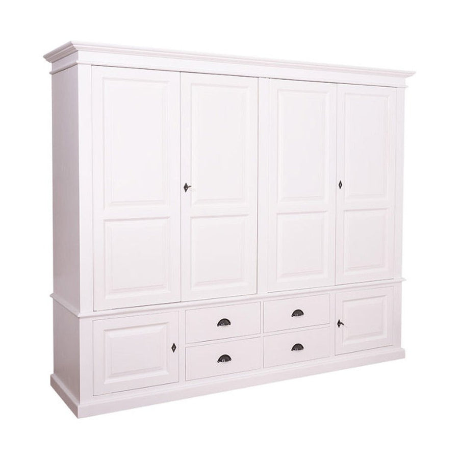 Fenyőfából készült, nagyméretű gradróbszekrény. A szekrény színe fehér.