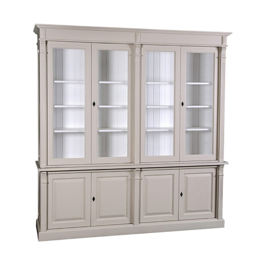 Prémium fenyőfa vitrin-könyvszekrény két darab kétszárnyú üveges ajtóval a felső részen, két darab kétszárnyú ajtóval az alsó részen. A bútor külső színe bézs, belül fehér.