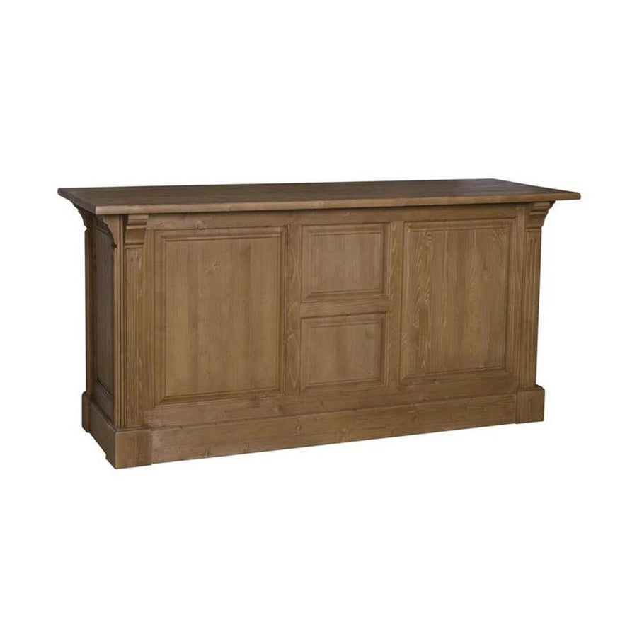 Dekoratív fenyőfa pult, waxolt natúr színben.  A bútor két zárható szekrényrésszel, két nyitott polccal, valamint három fiókkal rendelkezik. 