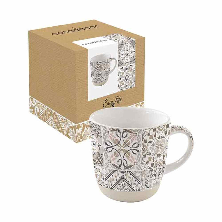 Mozaikmintás porcelánbögre hozzá való díszdobozzal