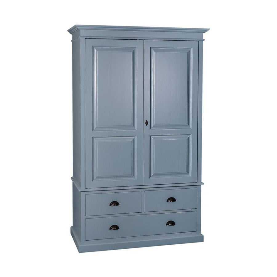 Fenyőfa gardróbszekrény kétszárnyas, kazettás ajtóval, két kisebb valamint egy nagy fiókkal. Színe világoskék.