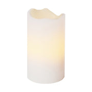 4 darabos, élethű megjelenésű, meleg fehér fényű, LED lánggal és fehér színű valódi viasztestből kialakított, időzítővel rendelkező távirányítós, LED oszlopgyertya