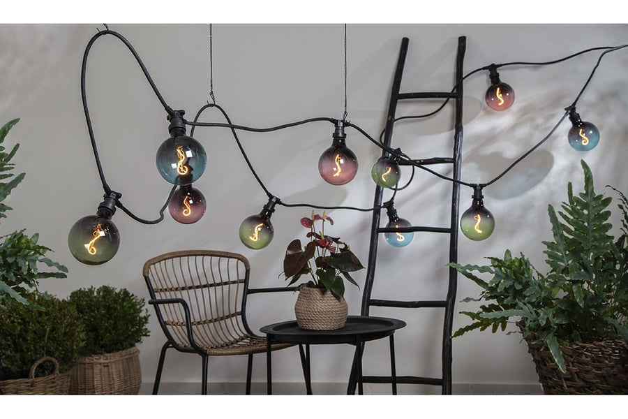 A Colourmix termékcsalád izzói izzósorba foglalva.