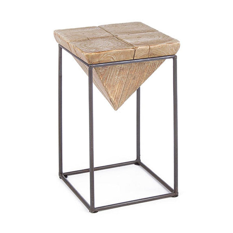 Skandináv stílusú, fenyőfából és fémből készült ülőke.