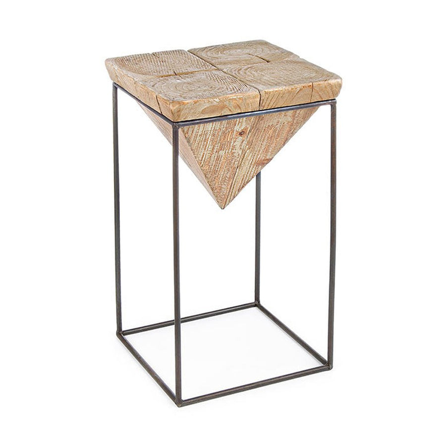 Skandináv stílusú, fenyőfából és fémből készült ülőke.