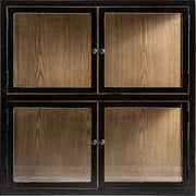 Loft stílusú, újrahasznosított fenyőfából készült kombinálható, moduláris vitrines szekrény szekrénymodul kiegészítő terméke. Fekete és natúr színű.