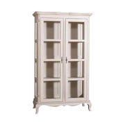 Kétosztatú, shabby chic stílusú, antikolt fehér színű vitrin szekrény.
