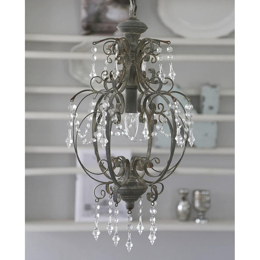 Vintage stílusú vidéki rusztikus hangulatú antikolt, patinás felületű fém kézműves függeszték lámpa csillár