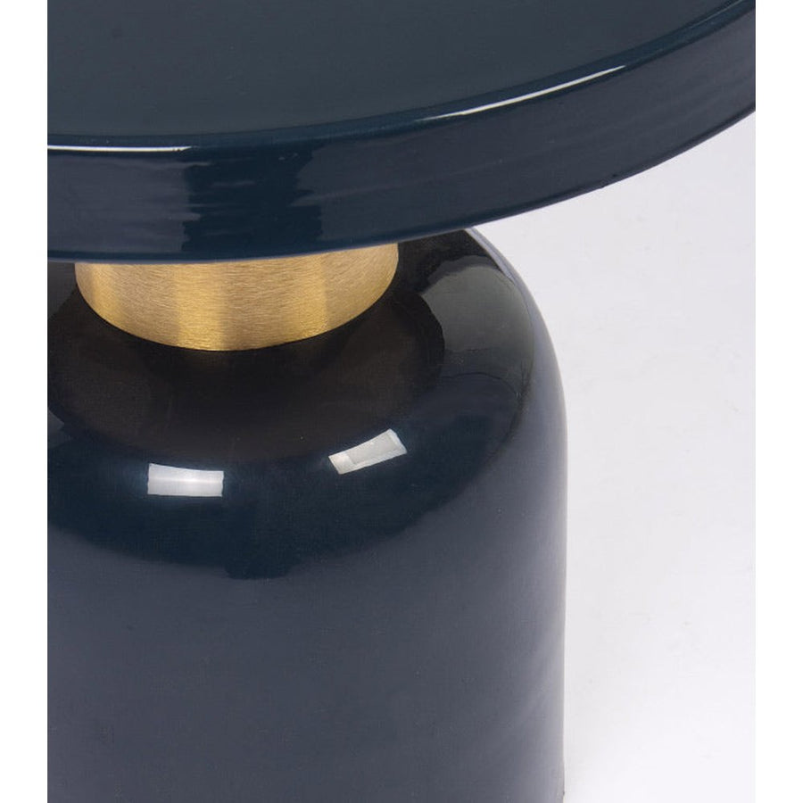 Kortárs stílusú, sötétkék-arany színű, zománcozott acélból készült kisasztal.