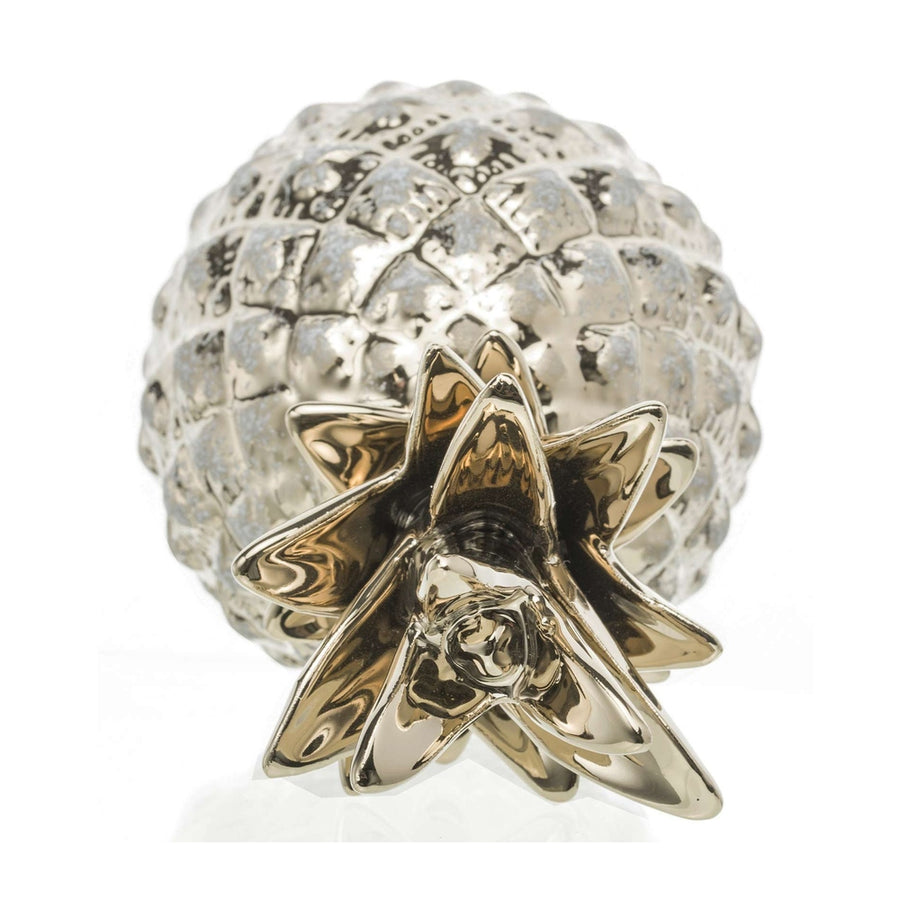 Kerámiából készült, 16 cm magas, trópusi, glamour stílusú, pezsgőarany színű ananász dísz.