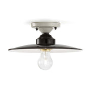 Vidéki stílusú, fekete színű mázas fémből és fehér színű mázas kerámiából készült, kézműves mennyezeti lámpa.