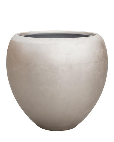 BAQ Metallic kompozit óriás kaspó 60 x 55 cm méretben, matt világos pezsgő színben, modern gömbölyded formával.