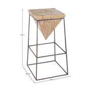 Skandináv stílusú, fenyőfából és fémből készült rusztikus bárszék.