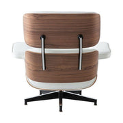 Eames Lounge Chair inspirálta pihenő fotel dió furnér fafelülettel, fehér bőr kárpittal.