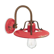 Rusztikus, vidéki stílusú, antikolt felületű mázas kerámiából és fémből készült, kézműves falilámpa