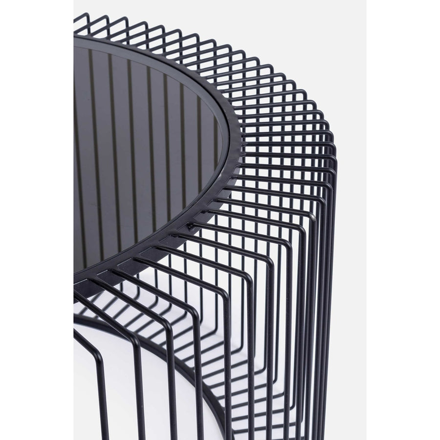 Porfestett, fekete színű acélból készült, sötét színű edzett üvegű, modern, kortárs stílusú kör alakú dohányzóasztal.