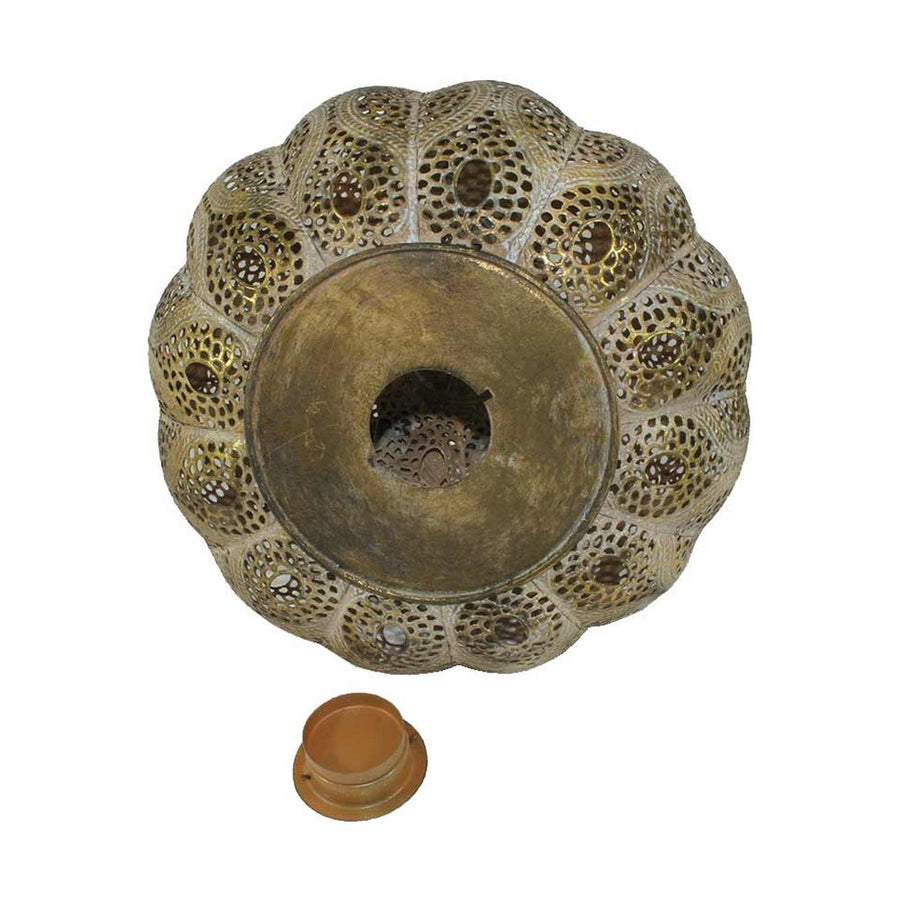 Keleti stílusú, sárgaréz színű fémcsipkéből készült, kézműves, tök formájú lámpás