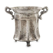 Patinás, antik ezüst színű, 27 cm magas, dombormintával díszített, lábakon álló fémkaspó