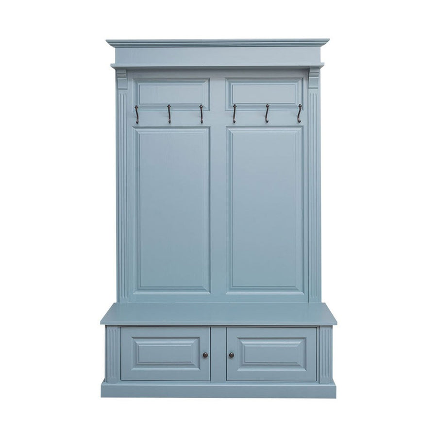 Fenyőfából készült előszobafal