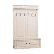 Fenyőfából készült előszobafal