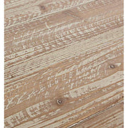 Skandináv stílusú, fenyőfából és fémből készült étkezőasztal asztallap részlete.