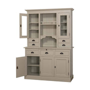 Tömör fenyőfából készült, 137 cm hosszú és 197 cm magas tálalószekrény