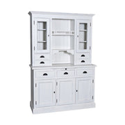 Tömör fenyőfából készült, 137 cm hosszú és 197 cm magas tálalószekrény