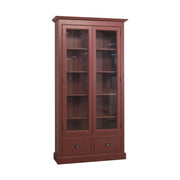 Tömör fenyőfából készült, 109 cm hosszú és 210 cm magas, kétfiókos, kétajtós zárható vitrin-könyvszekrény