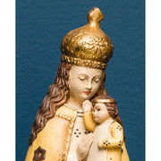 Védelmező Madonna, Hummel ábrázolás alapján készült szobor.