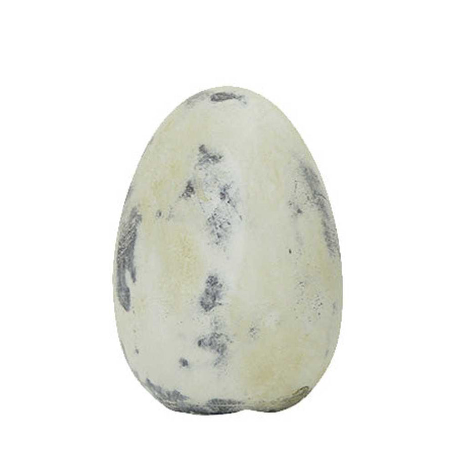 Rusztikus vidéki stílusú, 7 cm átmérőjű és 10 cm magas, antikolt felületű, krém színű húsvéti kerámia tojás.