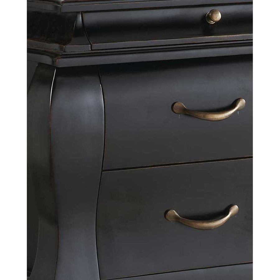 Mahagónifából készült klasszikus koloniál stílusú, ébenfekete színű kézműves fiókos komód.