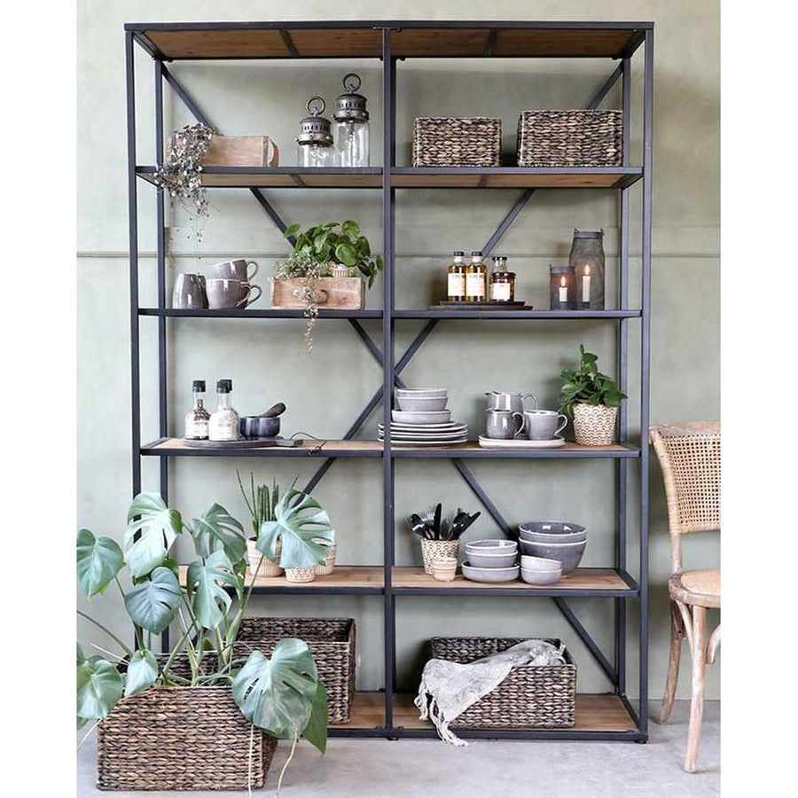 Loft stílusú, 145 cm hosszú és 200 cm magas, antik fekete színű fém könyvespolc 5 db fa polccal