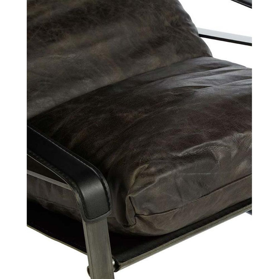 Natúr színű vasból készült, sötétbarna színű marhabőrrel kárpitozott, kortárs-loft stílusú, formatervezett prémium pihenő fotel .